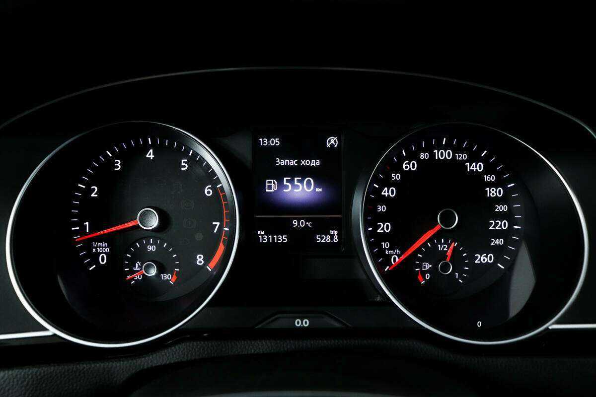 Купить Volkswagen Passat с пробегом. Фото: #9