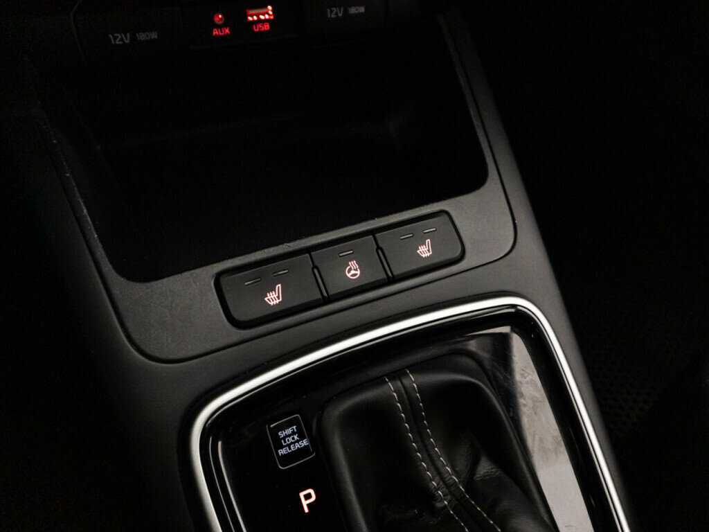 Купить Kia Rio с пробегом. Фото: #19