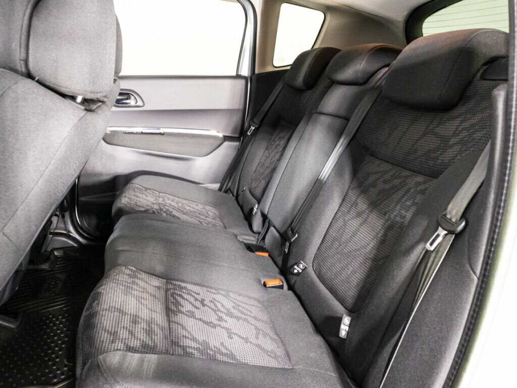 Купить Peugeot 3008 с пробегом. Фото: #9