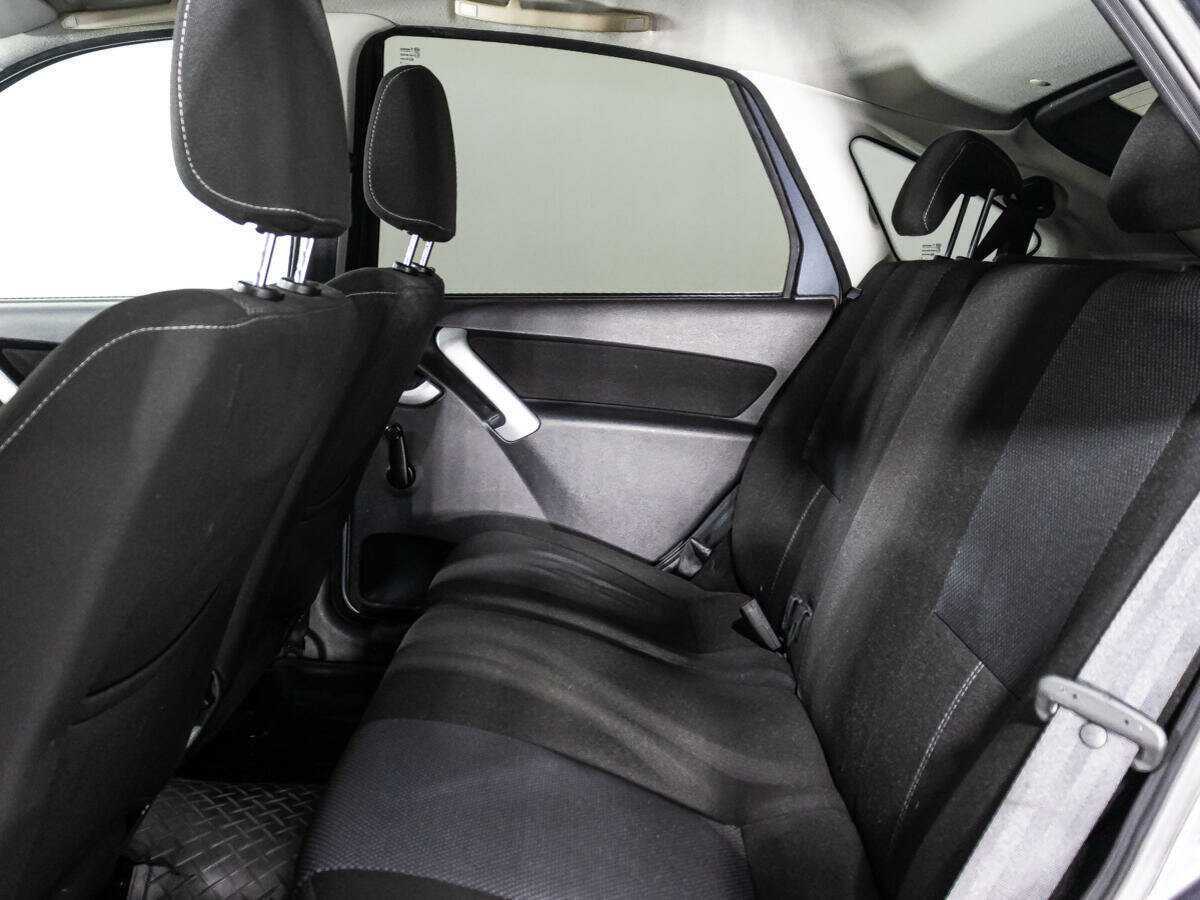 Купить Lada (ВАЗ) Granta с пробегом. Фото: #8