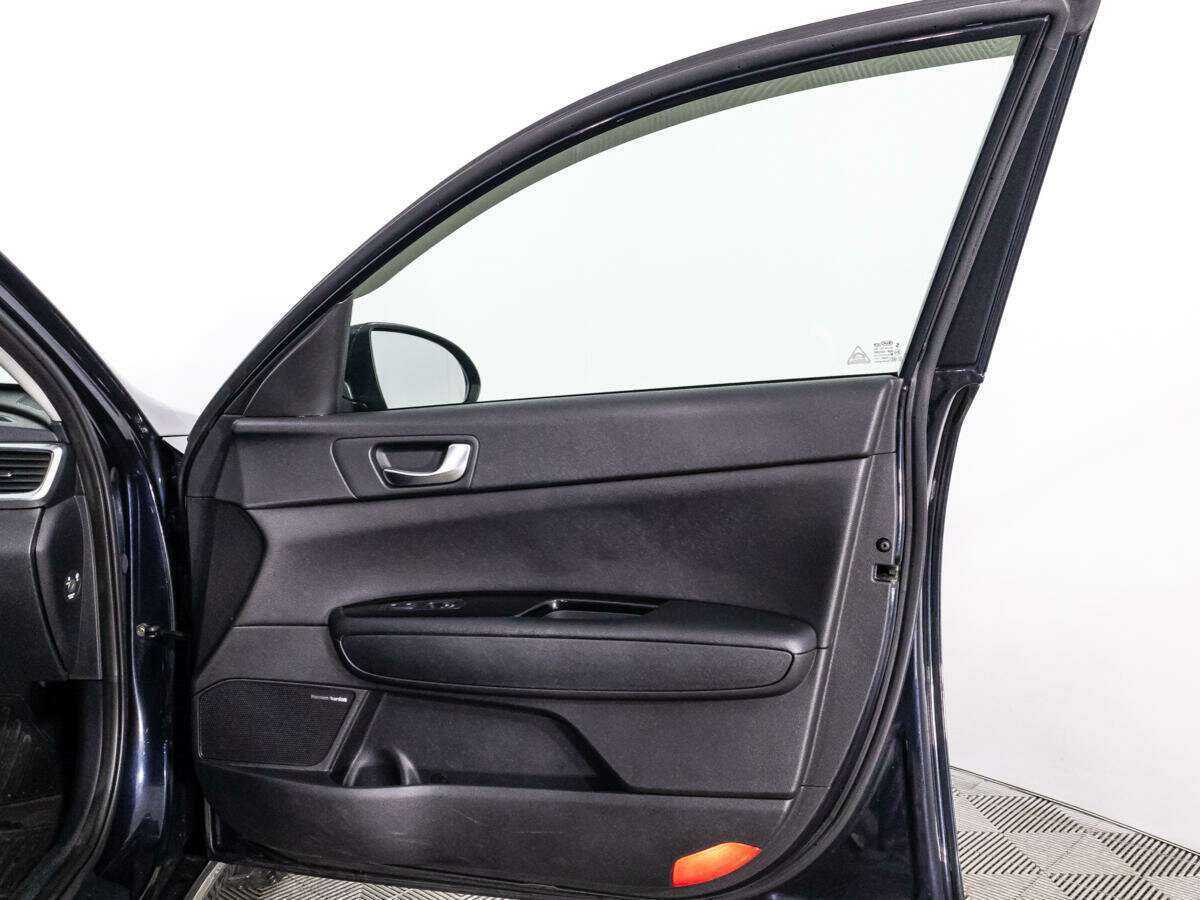 Купить Kia Optima с пробегом. Фото: #24