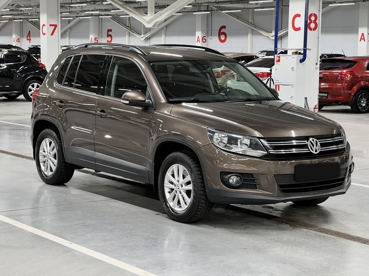 Купить Volkswagen Tiguan с пробегом. Фото: #2