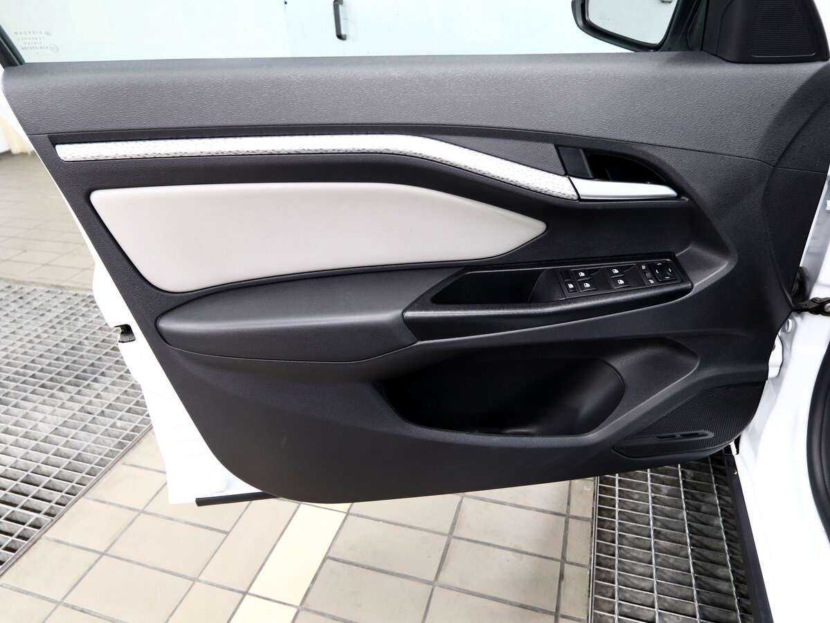 Купить Lada (ВАЗ) Vesta с пробегом. Фото: #7