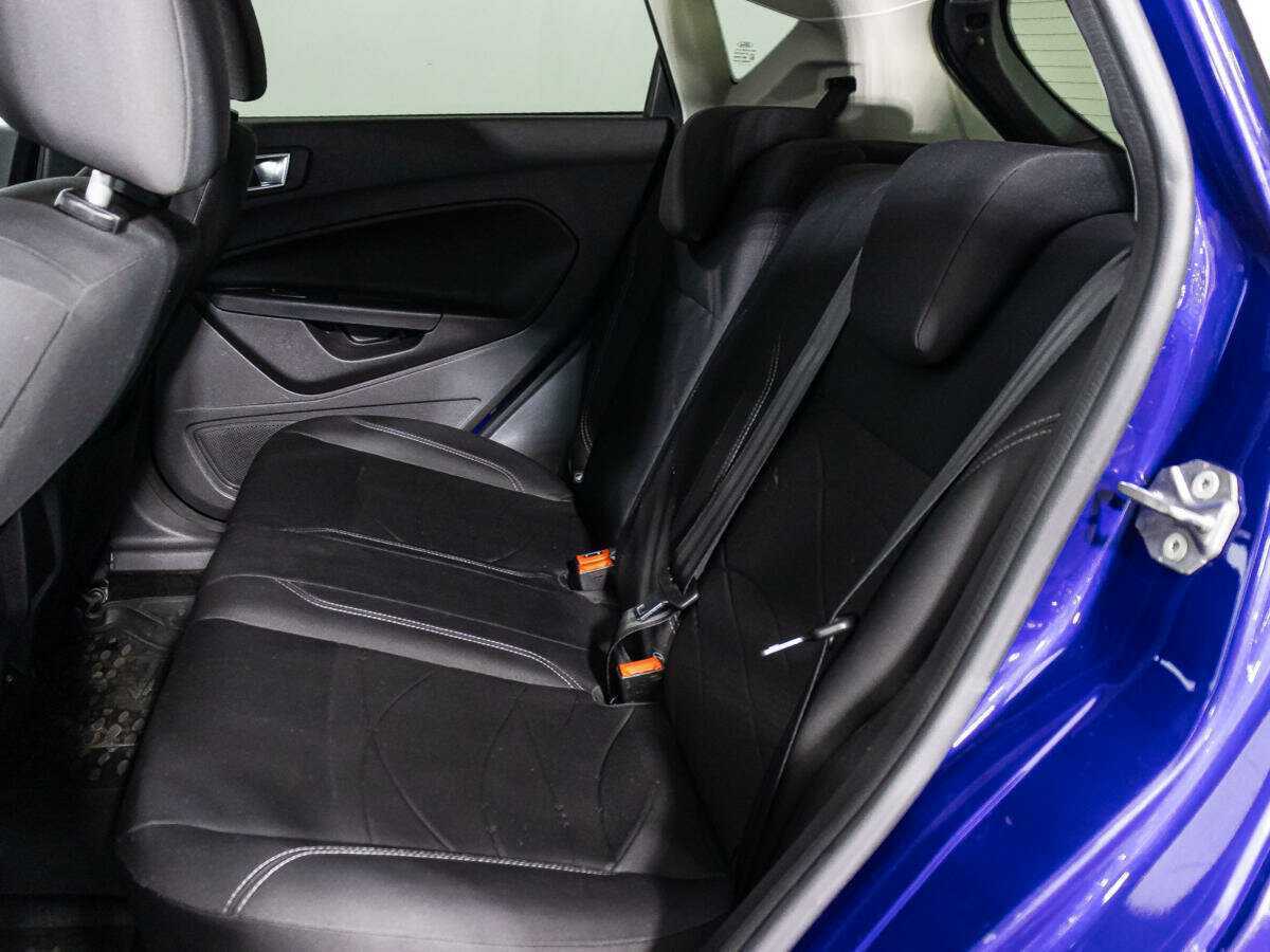 Купить Ford Fiesta с пробегом. Фото: #9