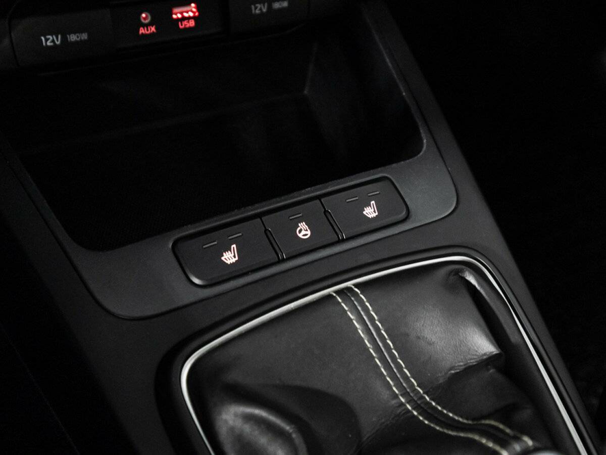 Купить Kia Rio с пробегом. Фото: #15