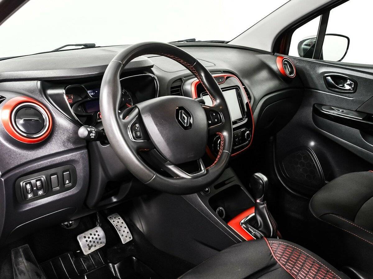 Купить Renault Kaptur с пробегом. Фото: #11