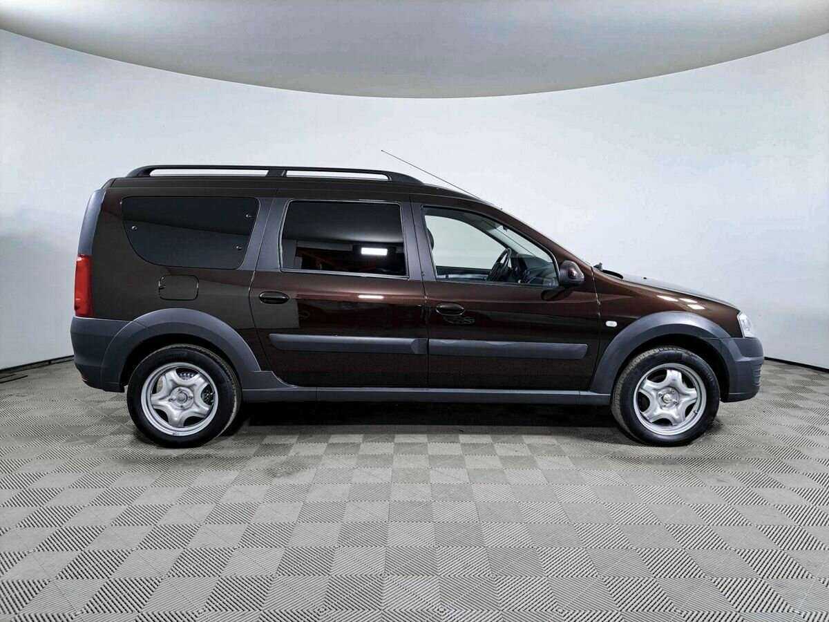 Купить Lada (ВАЗ) Largus с пробегом. Фото: #3