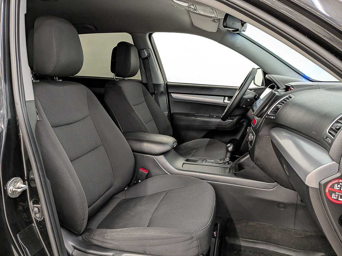 Купить Kia Sorento с пробегом. Фото: #23