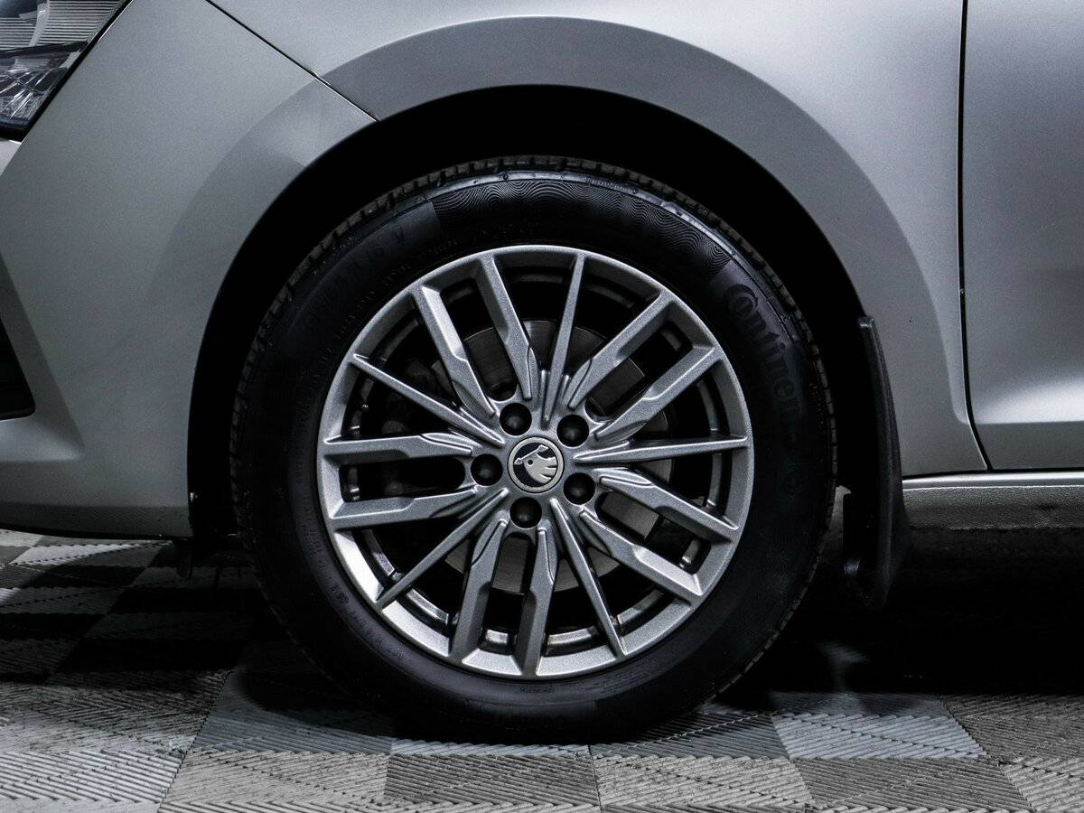 Купить Skoda Rapid с пробегом. Фото: #12