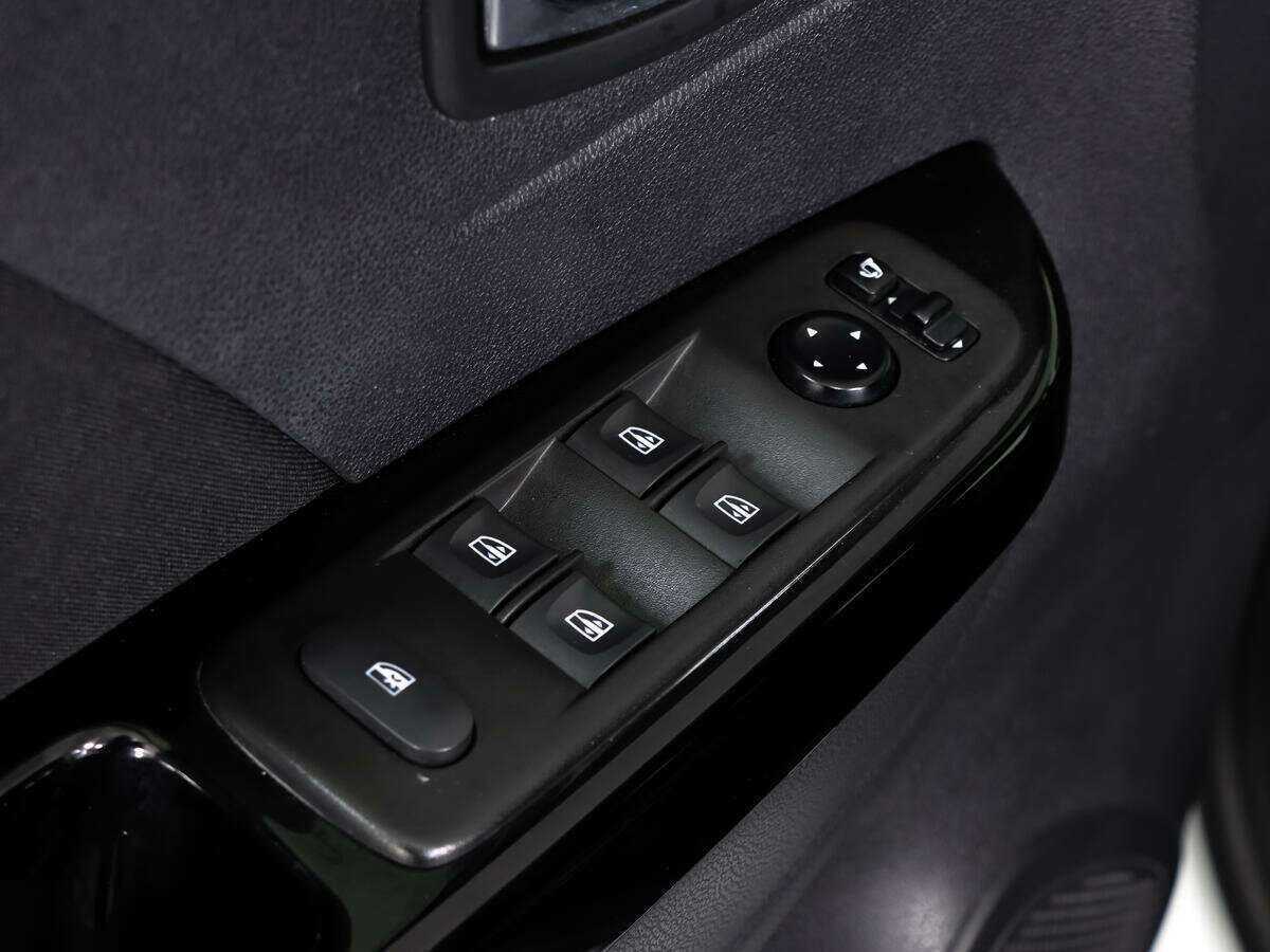 Купить Renault Kaptur с пробегом. Фото: #13