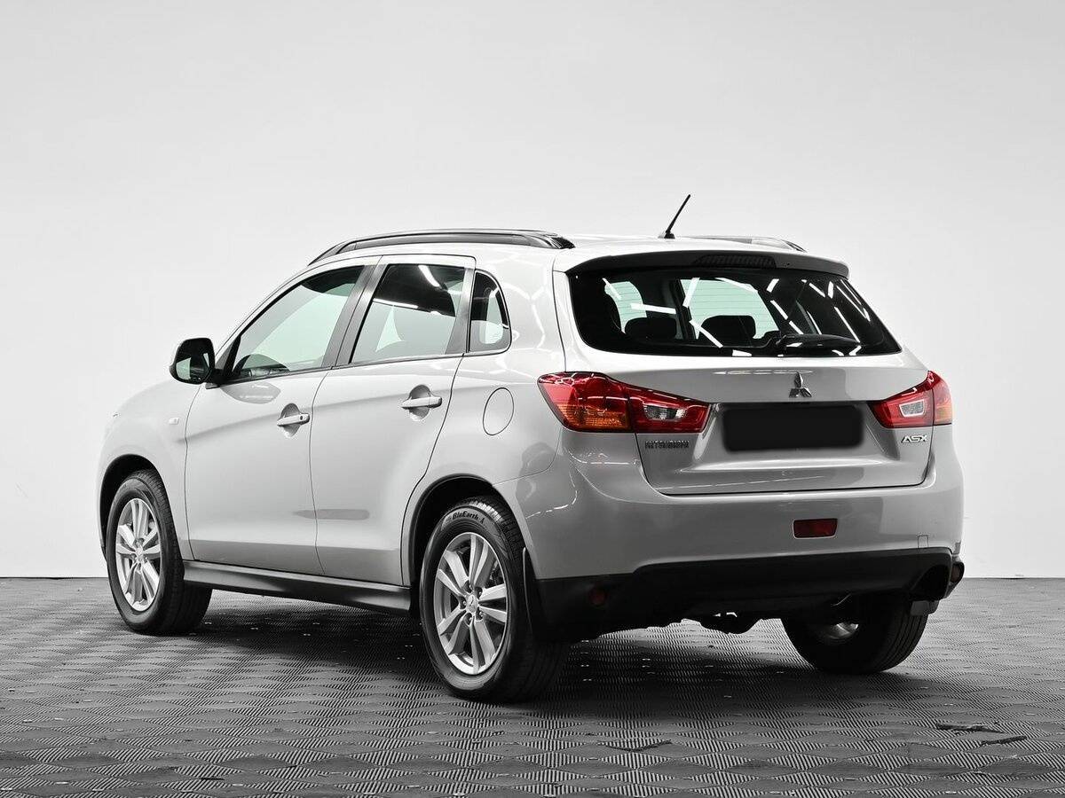 Купить Mitsubishi ASX с пробегом. Фото: #2