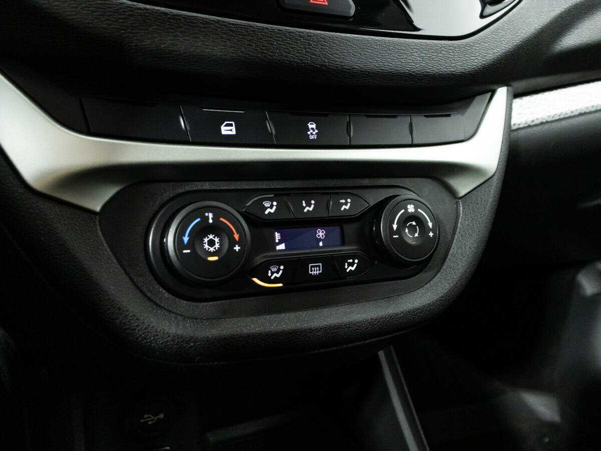 Купить Lada (ВАЗ) Vesta с пробегом. Фото: #12