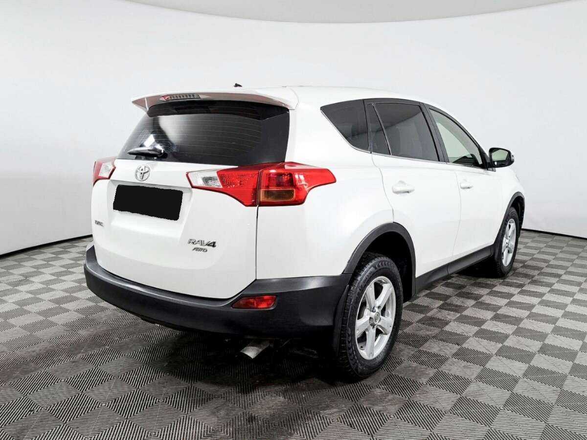 Купить Toyota RAV4 с пробегом. Фото: #4