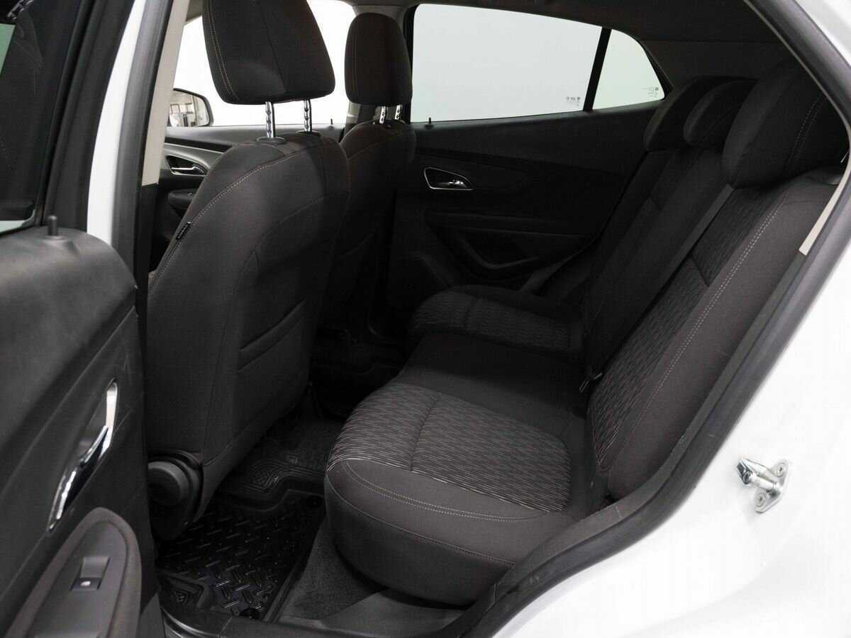 Купить Opel Mokka с пробегом. Фото: #9