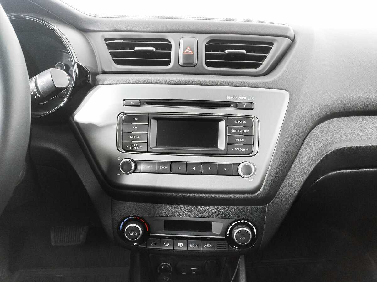 Купить Kia Rio с пробегом. Фото: #12