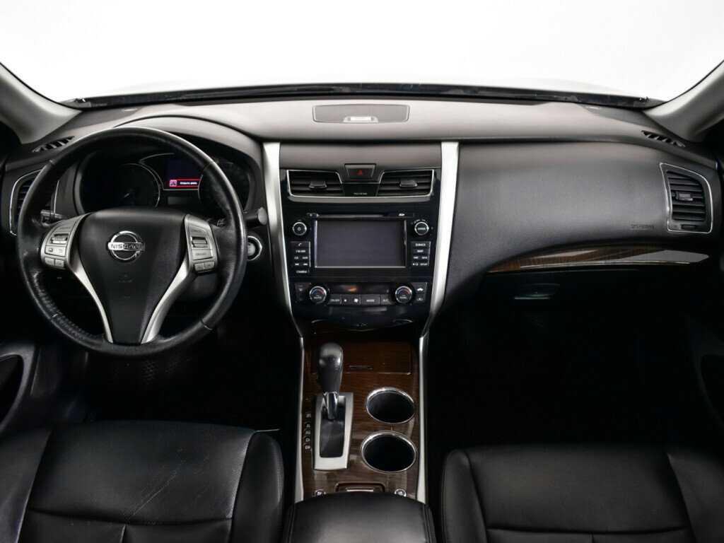 Купить Nissan Teana с пробегом. Фото: #11