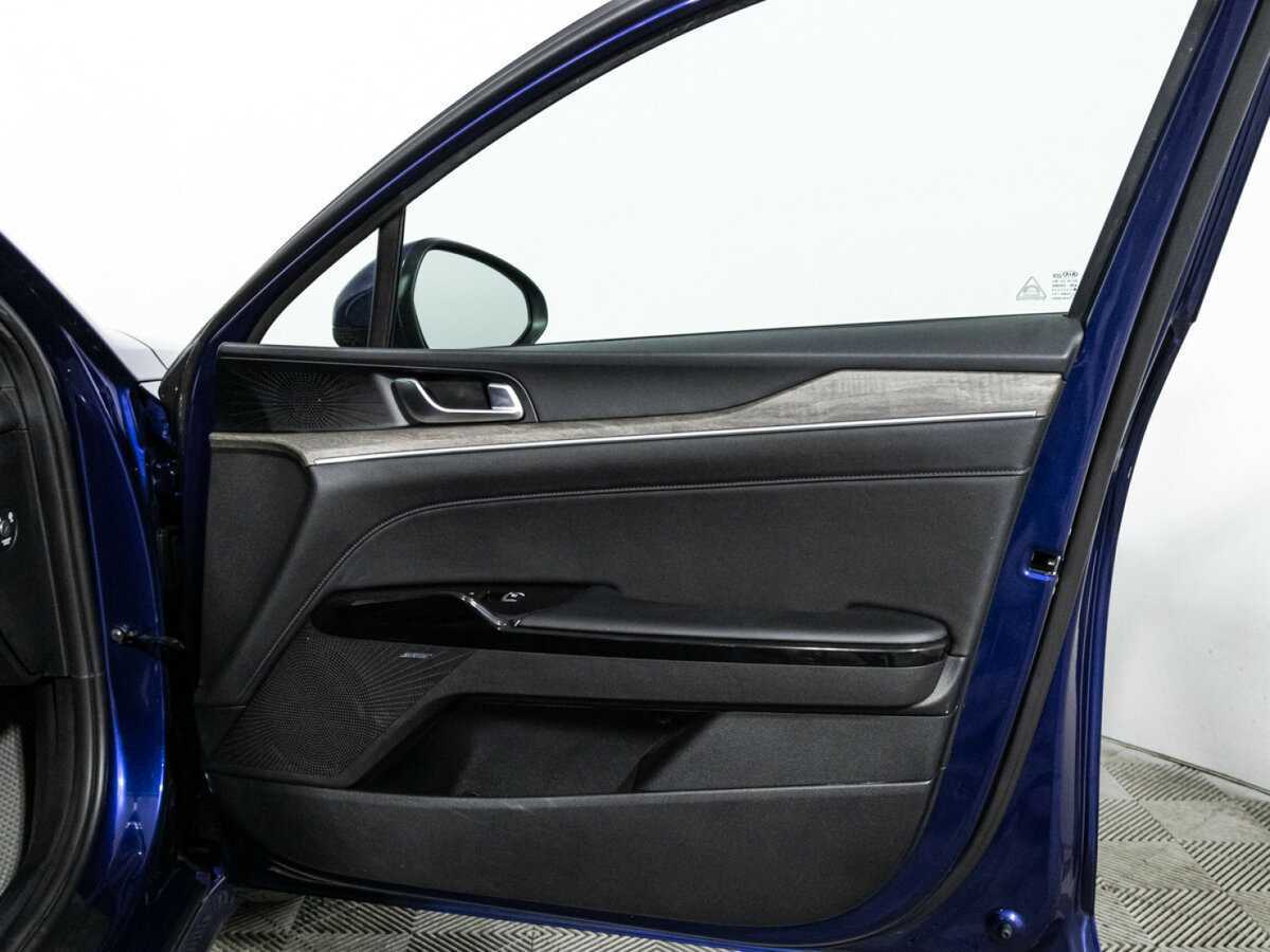 Купить Kia K5 с пробегом. Фото: #29