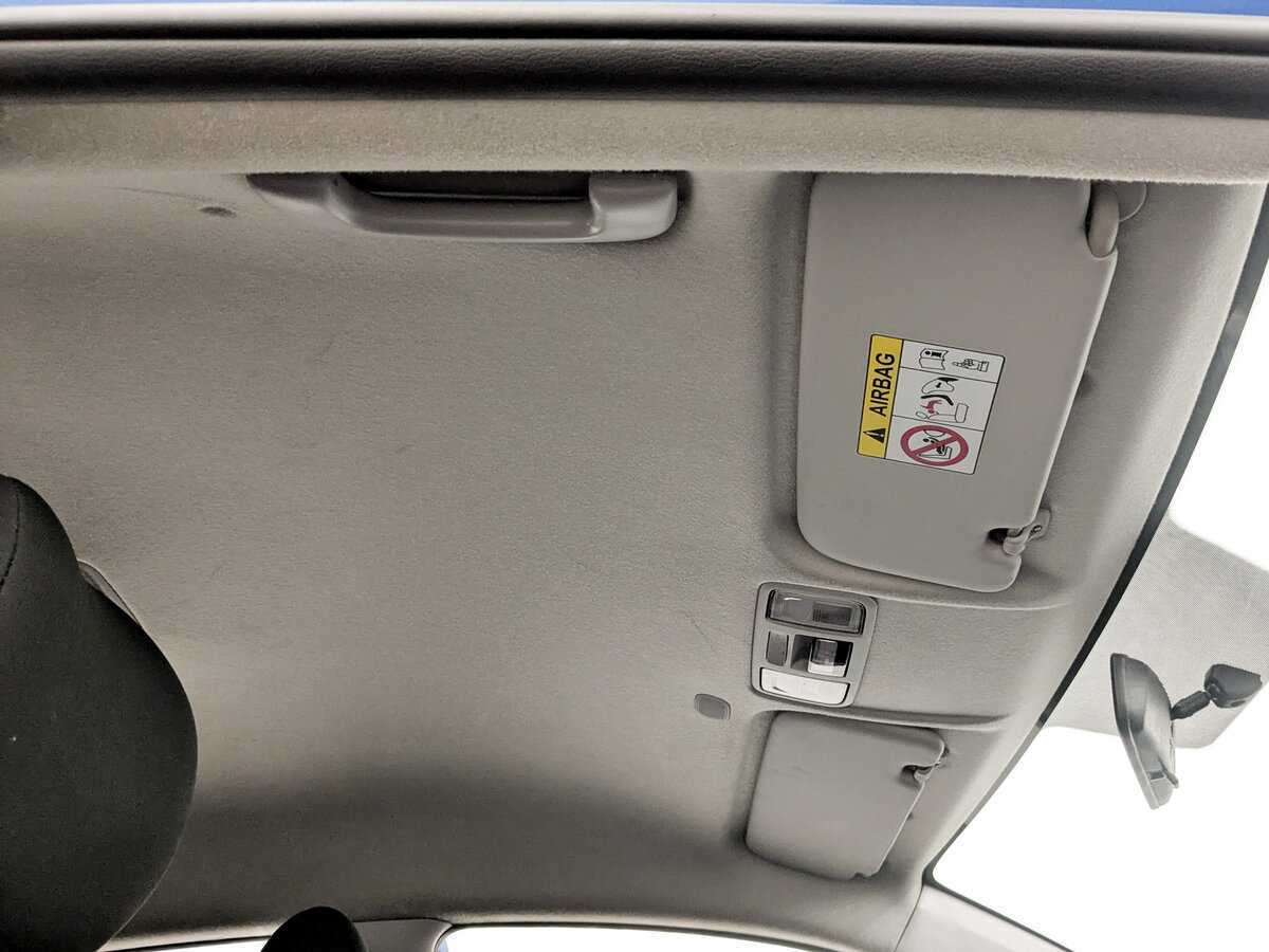 Купить Kia Rio с пробегом. Фото: #21