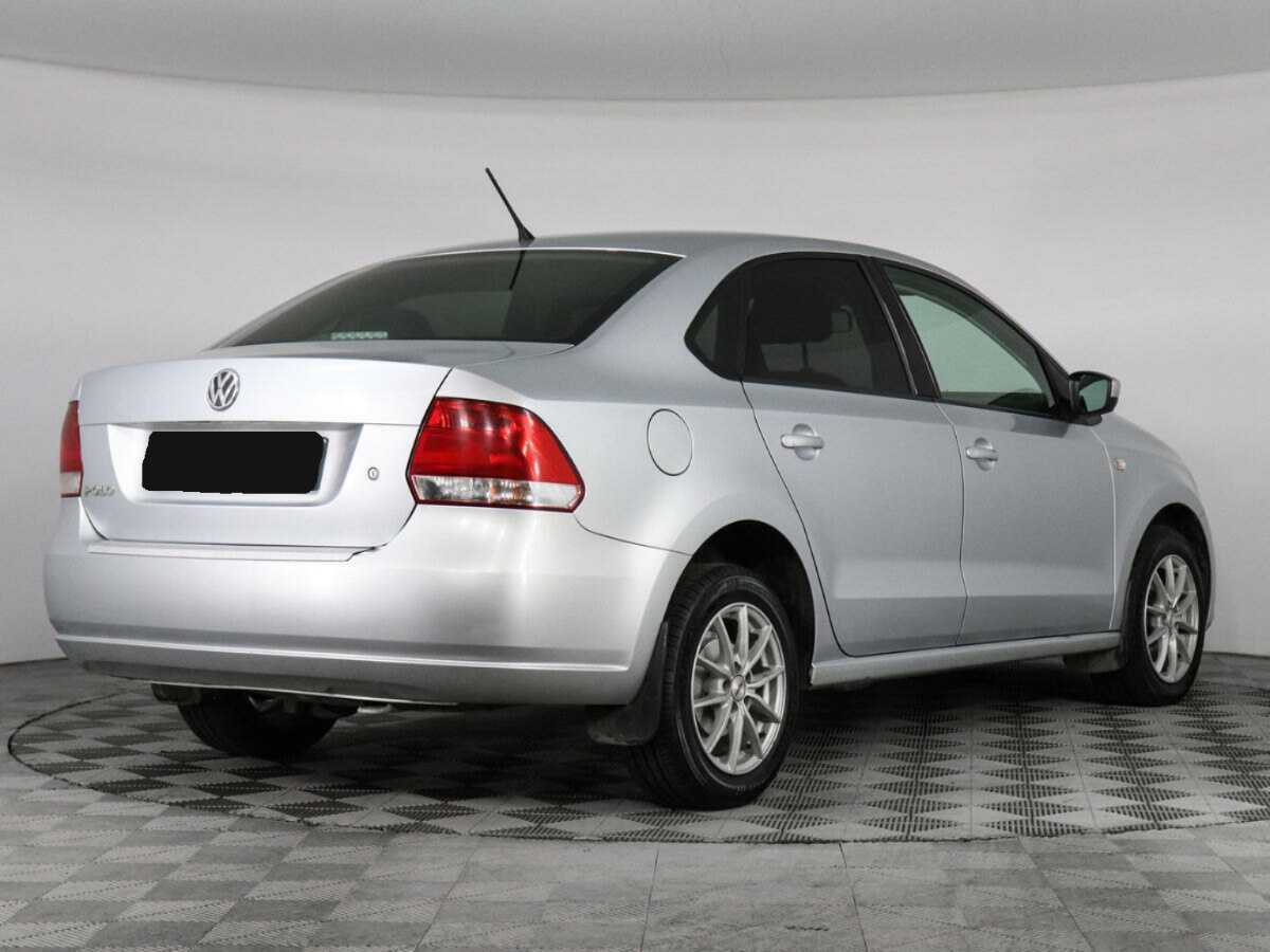 Купить Volkswagen Polo с пробегом. Фото: #4