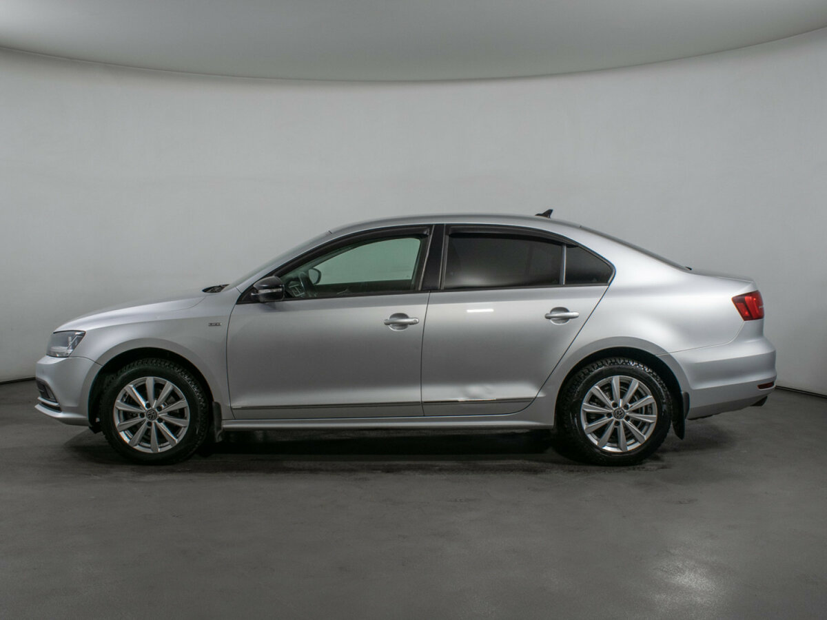 Купить Volkswagen Jetta с пробегом. Фото: #7