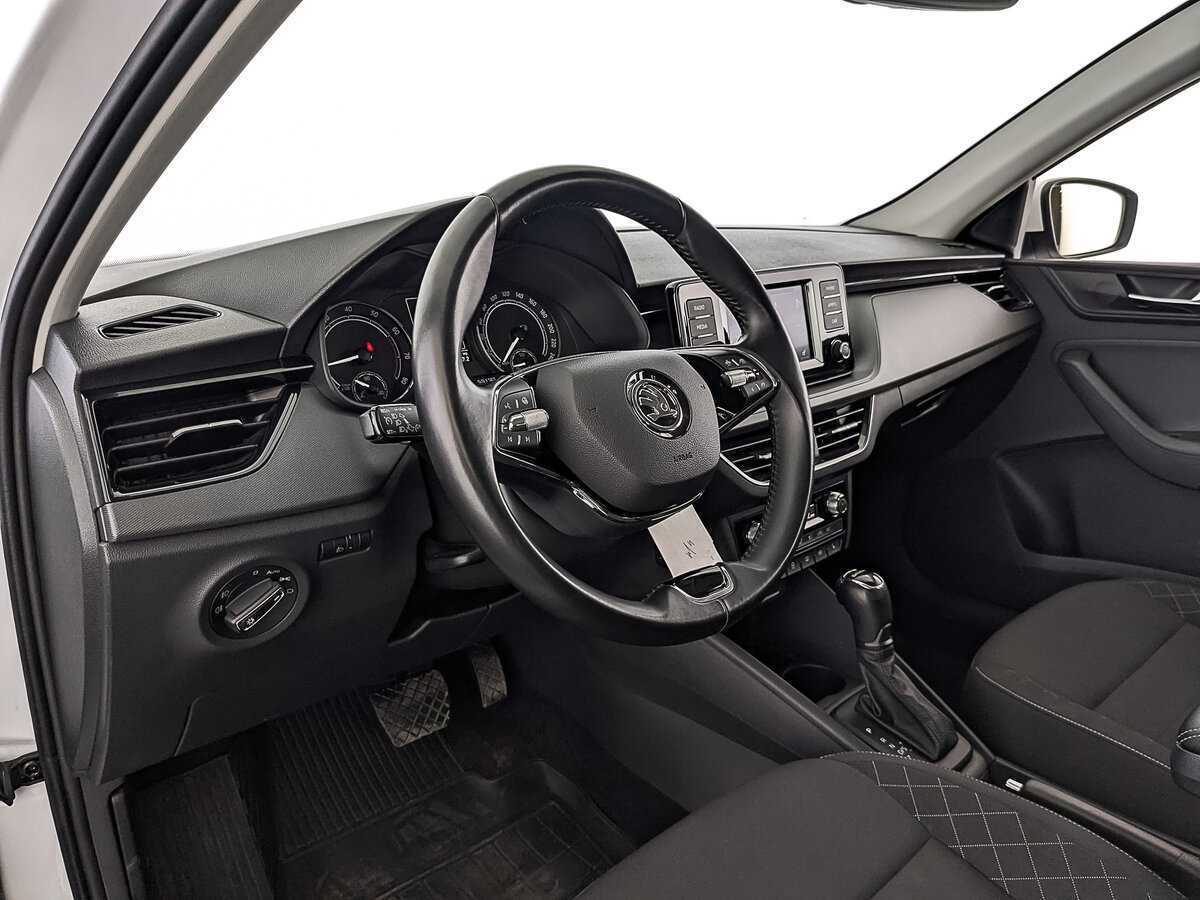 Купить Skoda Rapid с пробегом. Фото: #13