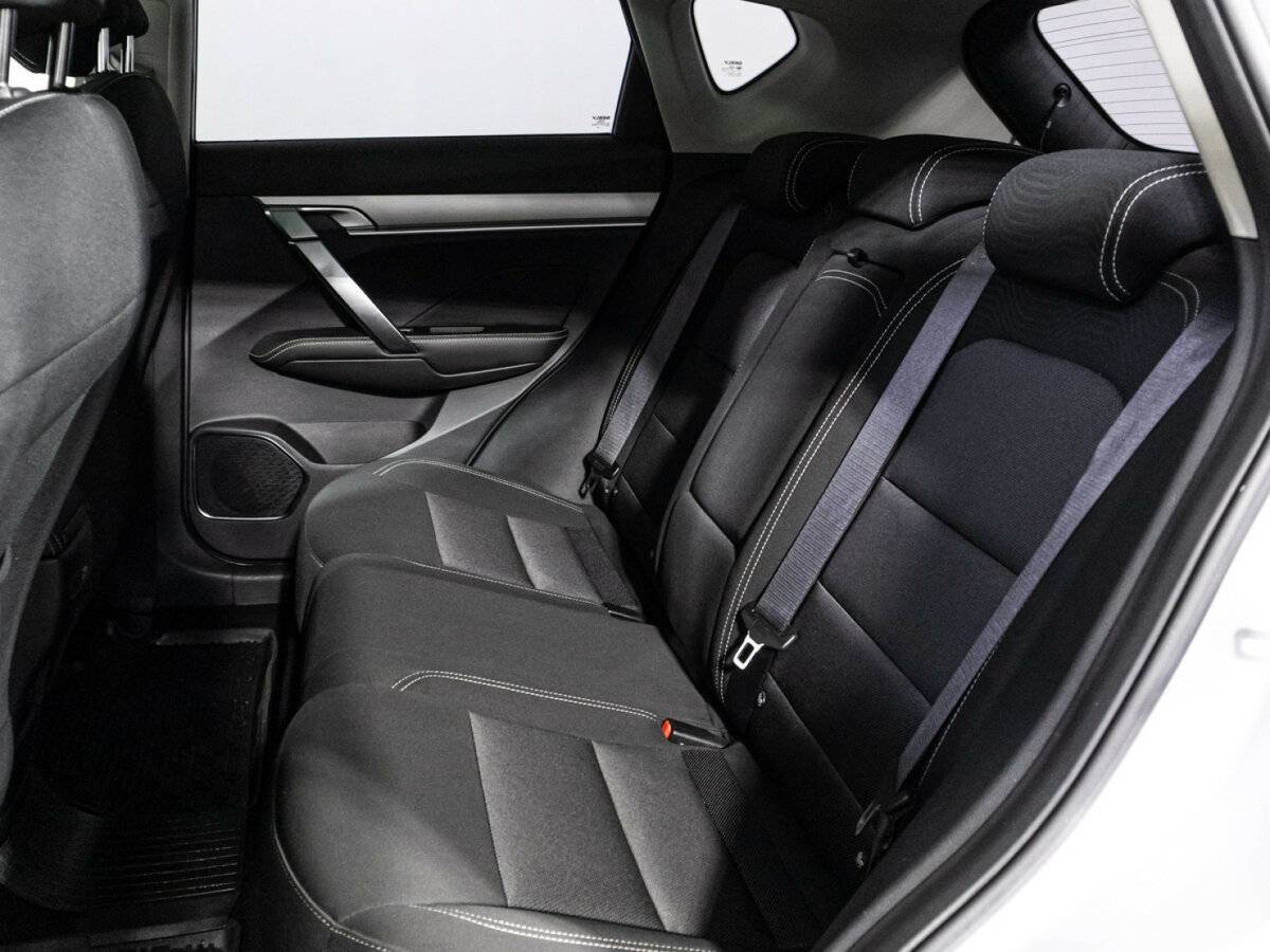 Купить Geely Coolray с пробегом. Фото: #10