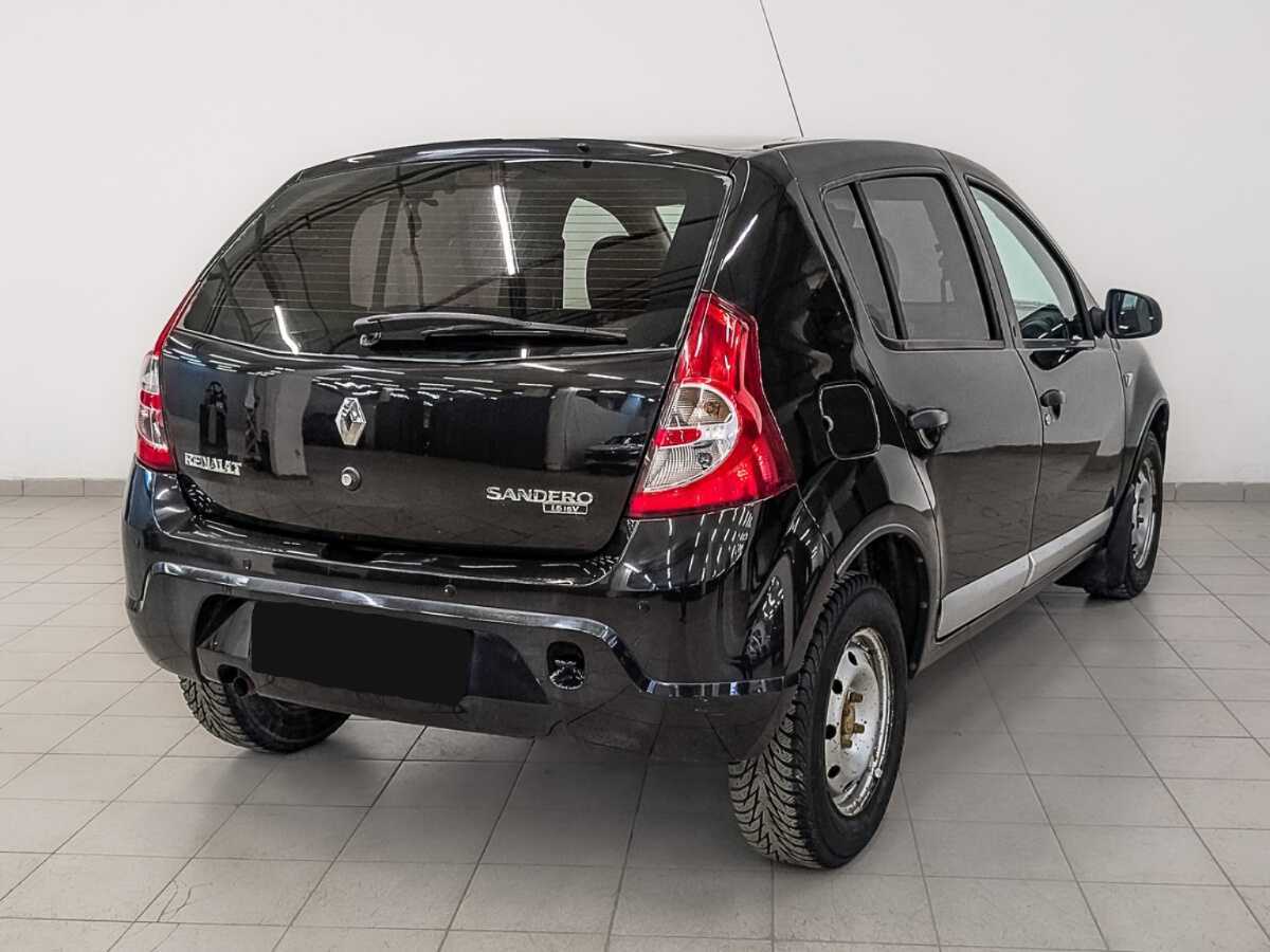 Купить Renault Sandero с пробегом. Фото: #4