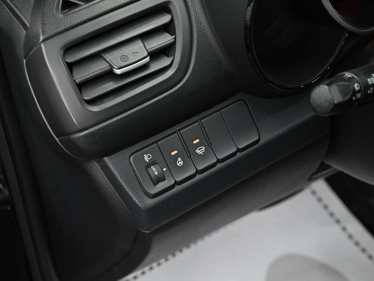 Купить Kia Rio с пробегом. Фото: #7