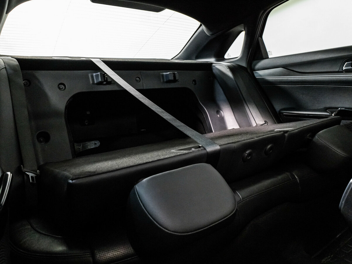 Купить Kia K5 с пробегом. Фото: #27