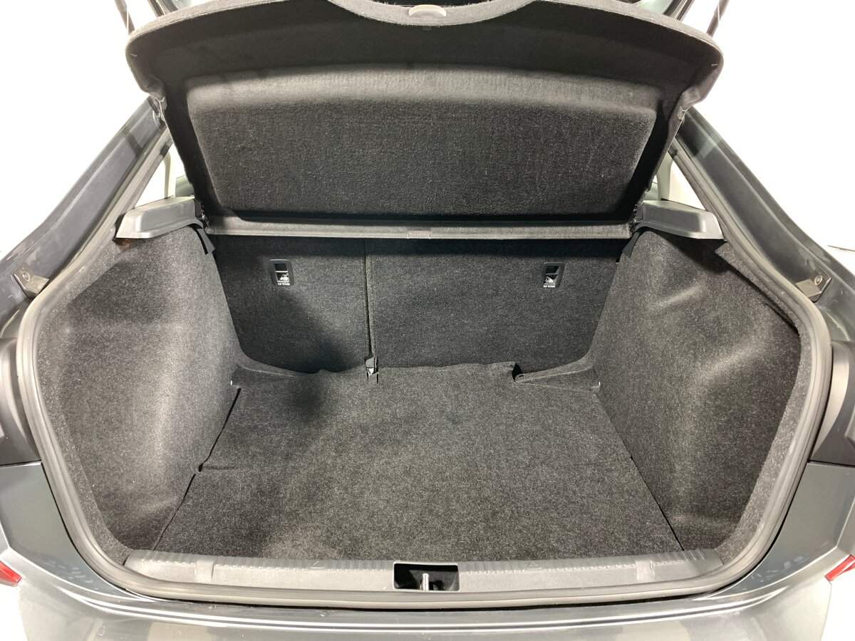 Купить Volkswagen Polo с пробегом. Фото: #18