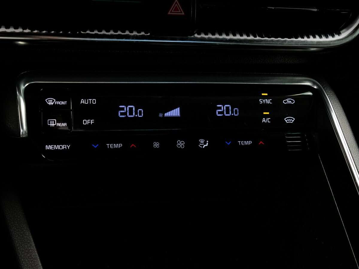 Купить Kia K5 с пробегом. Фото: #13