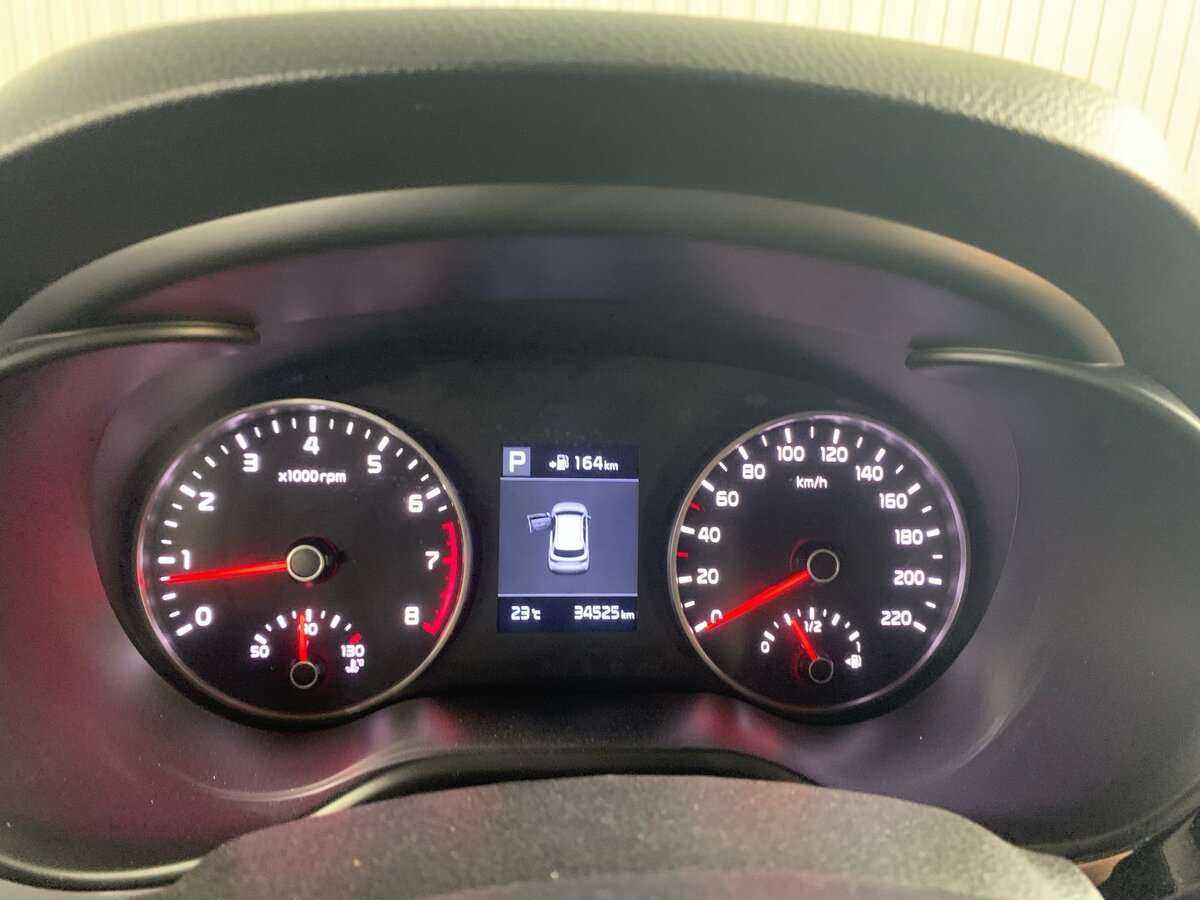 Купить Kia Rio с пробегом. Фото: #13