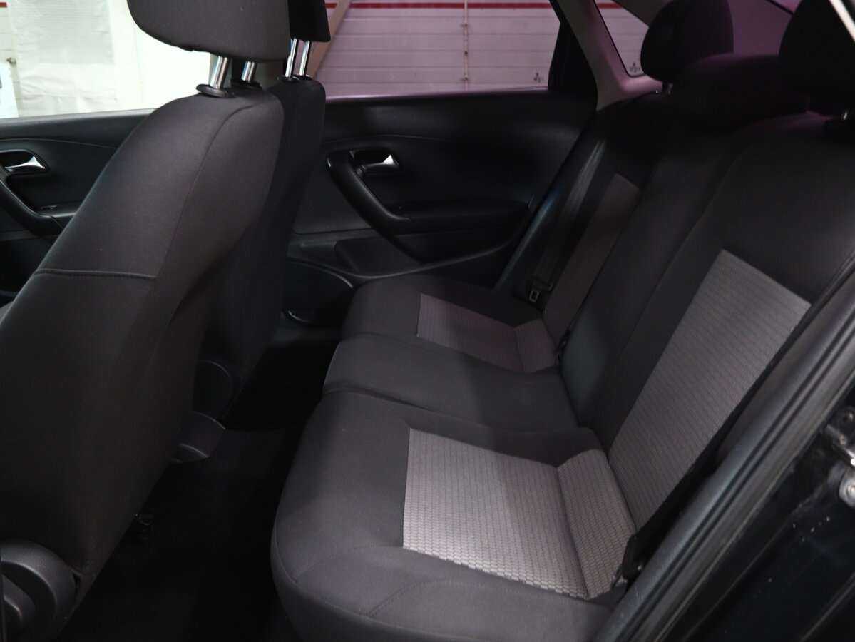 Купить Volkswagen Polo с пробегом. Фото: #13