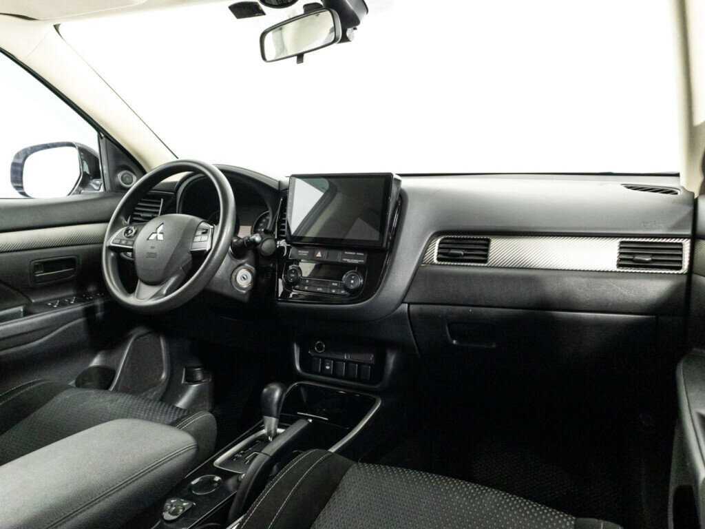 Купить Mitsubishi Outlander с пробегом. Фото: #8