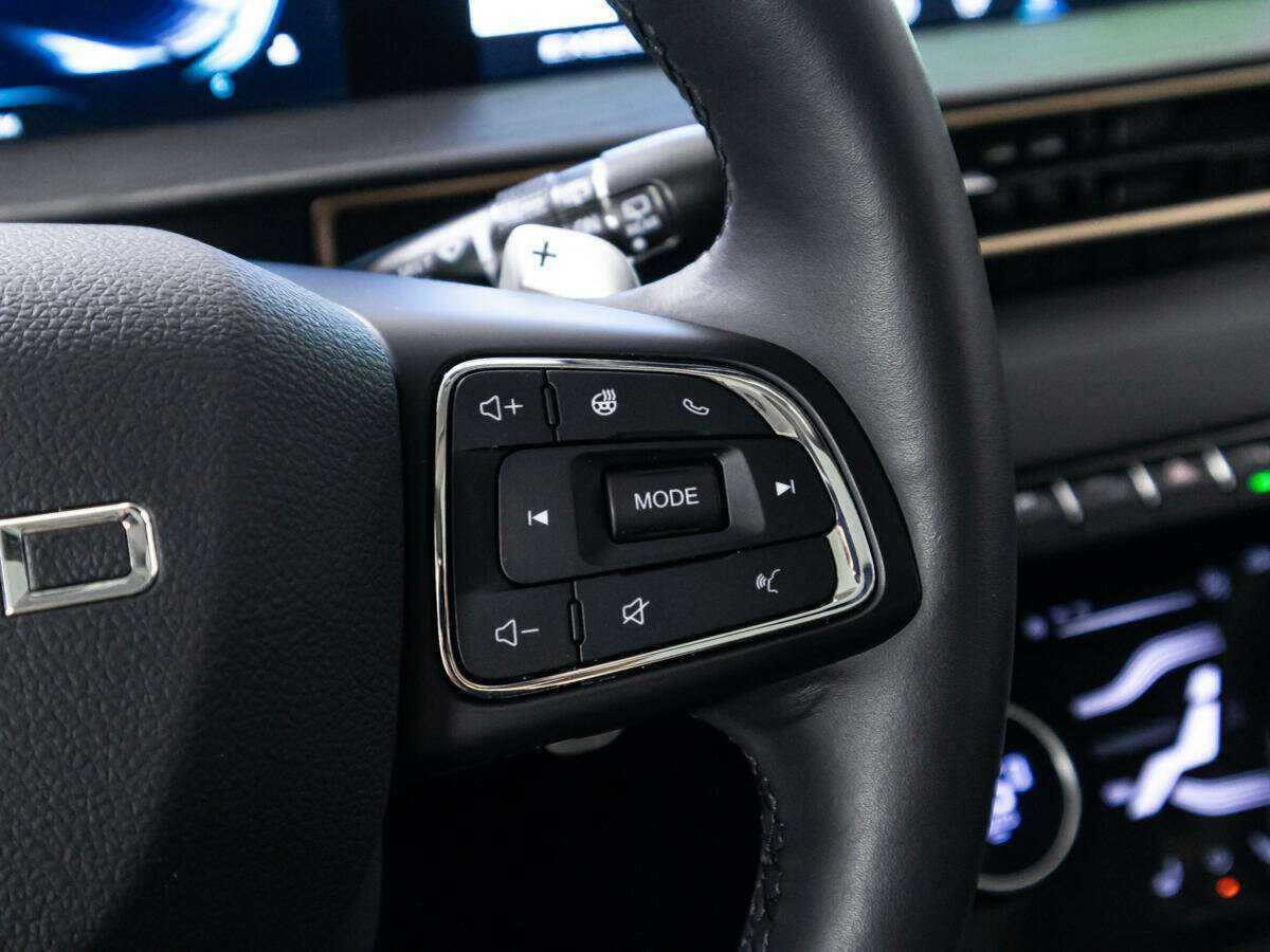 Купить EXEED LX с пробегом. Фото: #18