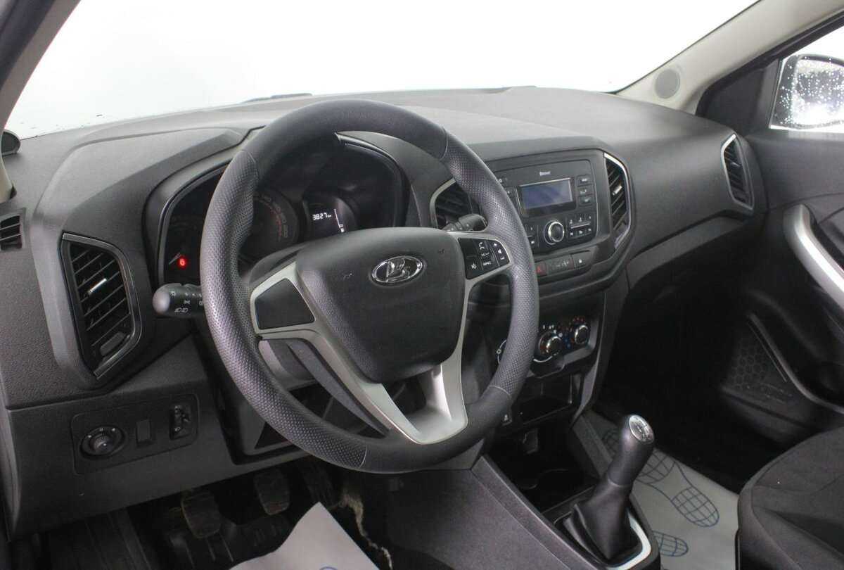 Купить Lada (ВАЗ) XRAY с пробегом. Фото: #12