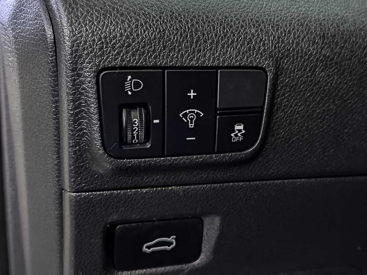 Купить Kia K5 с пробегом. Фото: #22