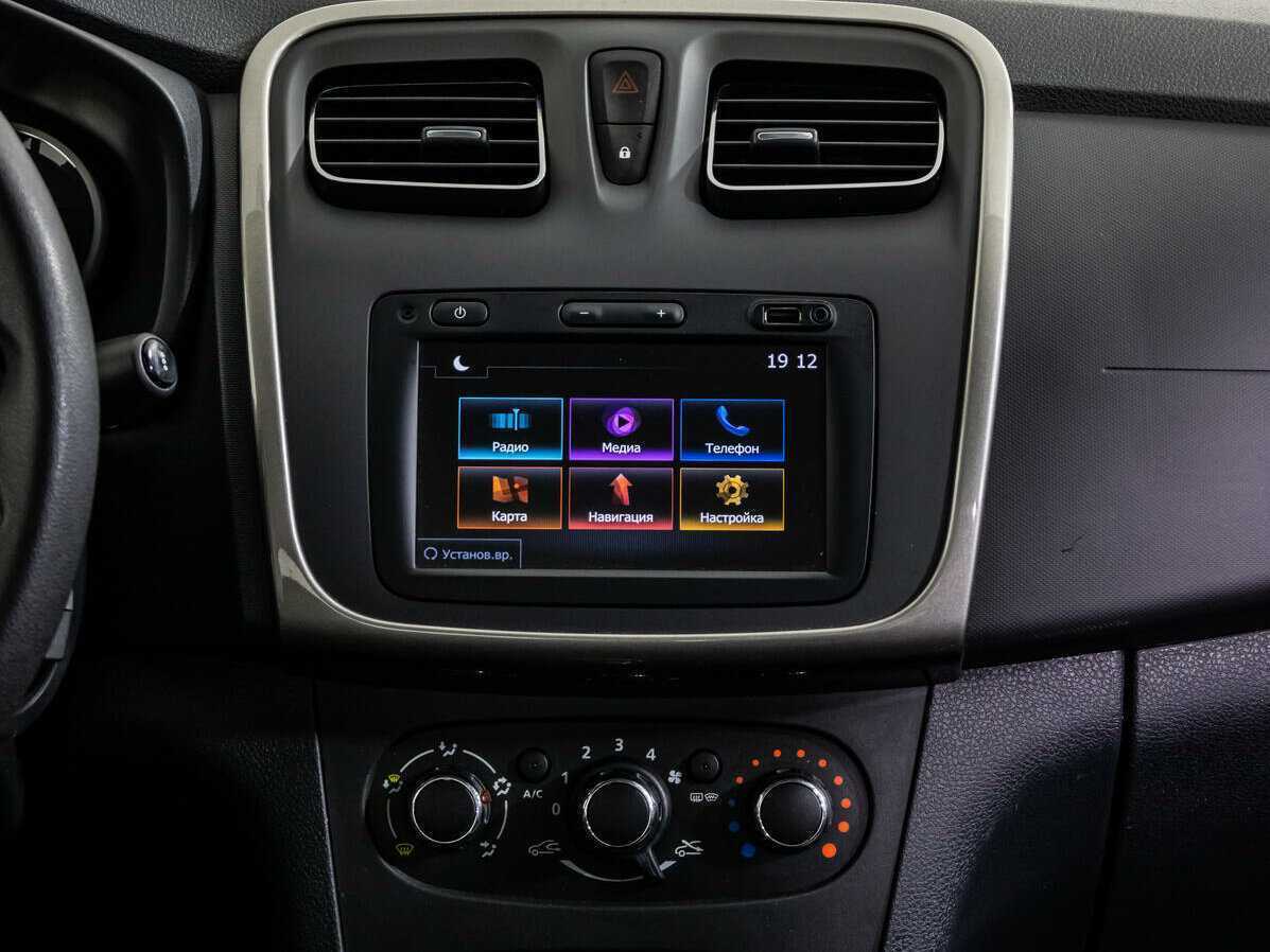 Купить Renault Logan с пробегом. Фото: #13