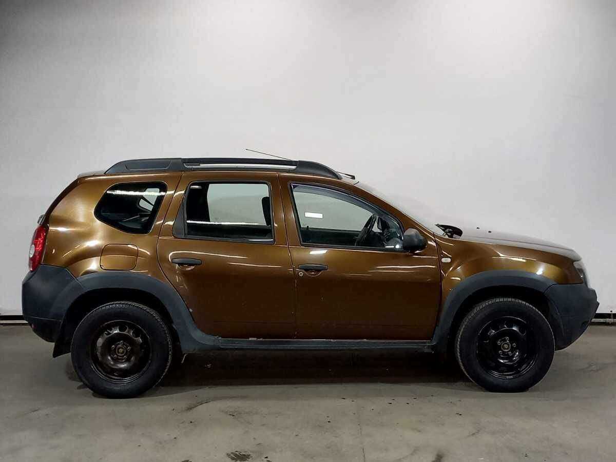 Купить Renault Duster с пробегом. Фото: #3