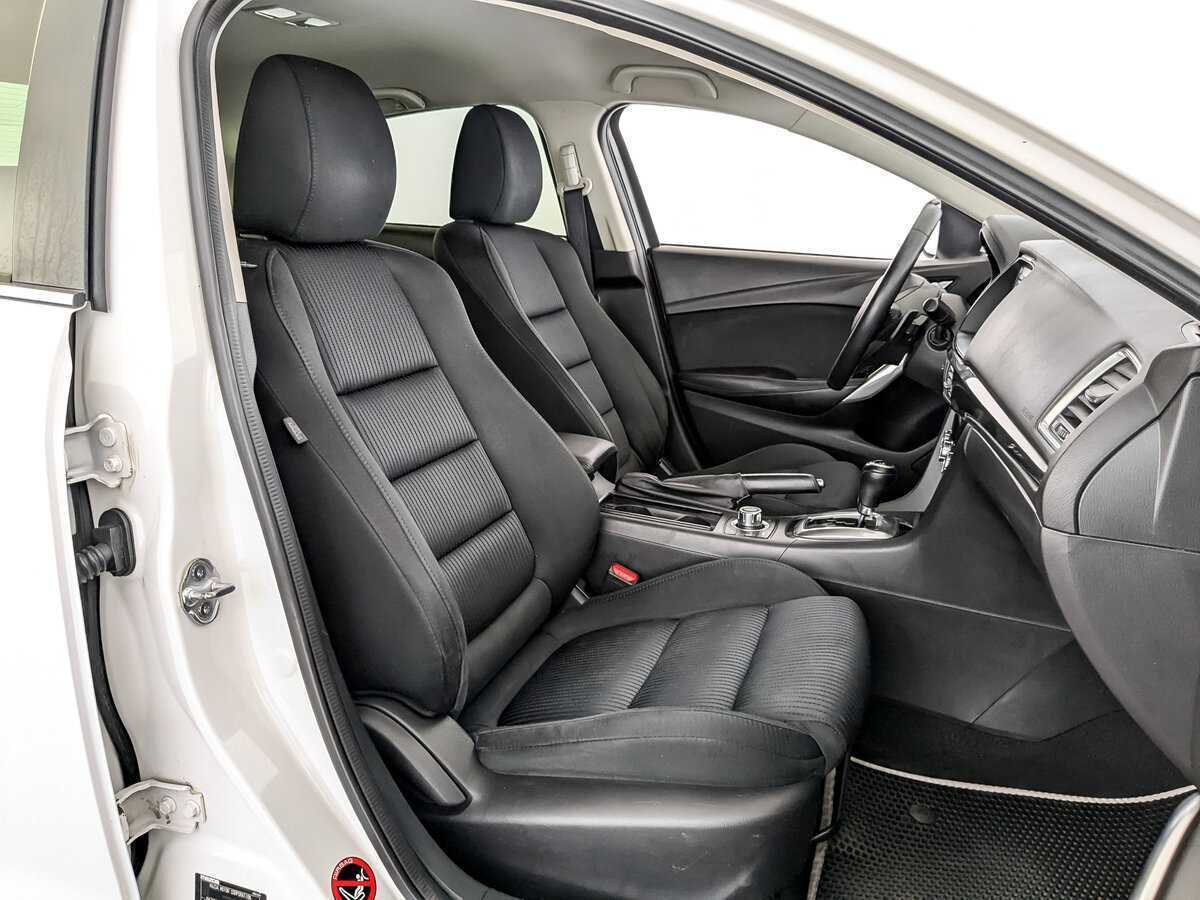 Купить Mazda 6 с пробегом. Фото: #22