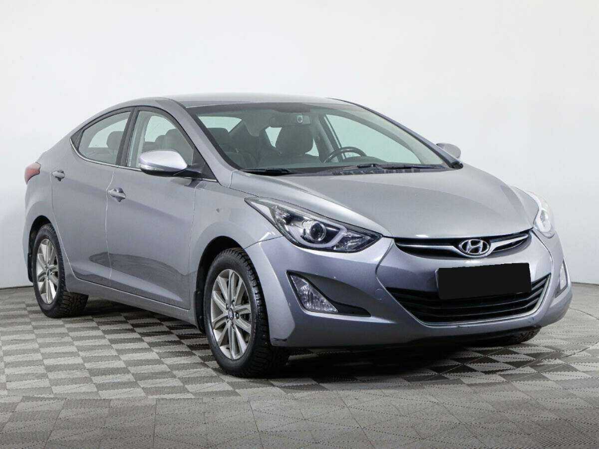 Купить Hyundai Elantra с пробегом. Фото: #2