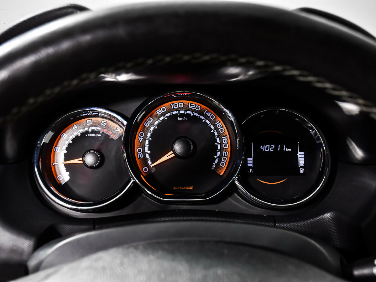 Купить Lada (ВАЗ) Largus с пробегом. Фото: #7