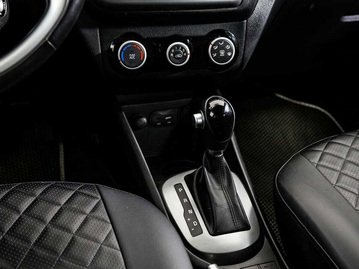 Купить Kia Rio с пробегом. Фото: #12
