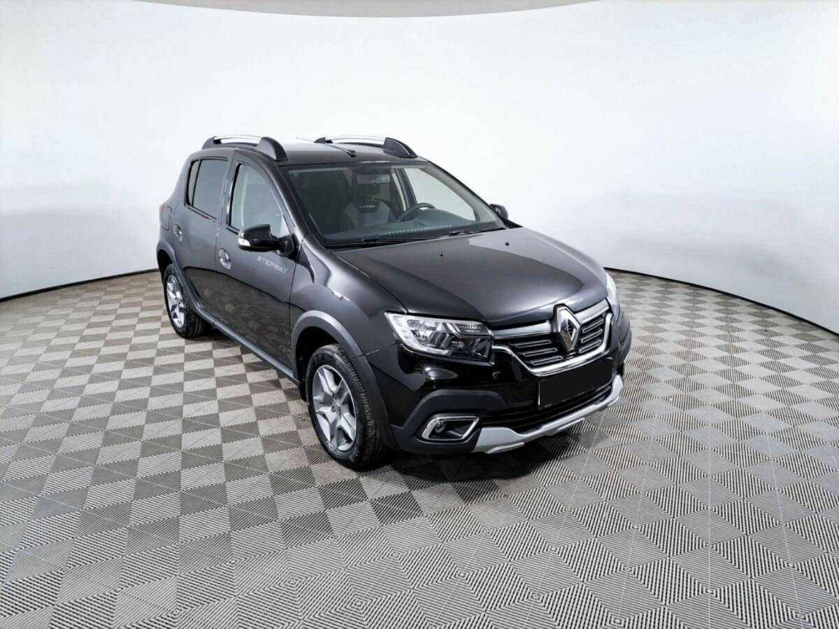 Купить Renault Sandero с пробегом. Фото: #2