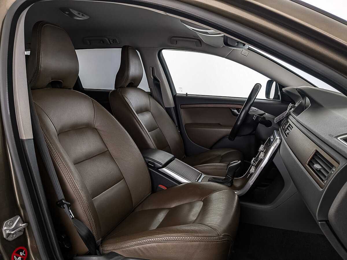 Купить Volvo XC70 с пробегом. Фото: #23