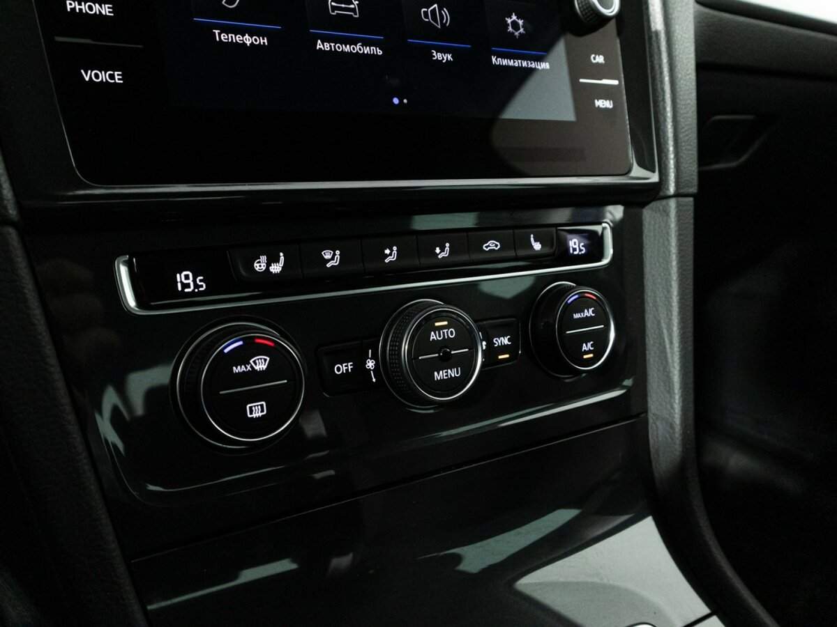 Купить Volkswagen Golf с пробегом. Фото: #18