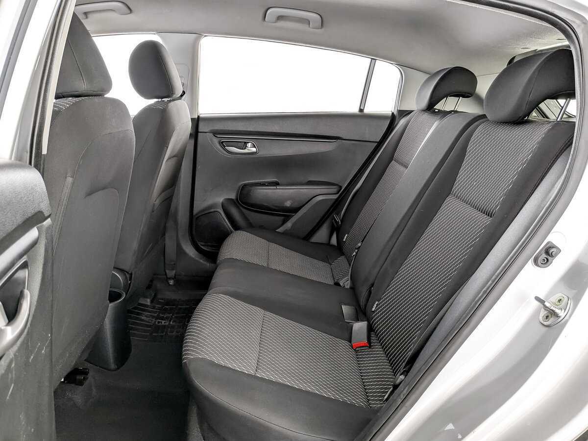 Купить Kia Rio с пробегом. Фото: #11