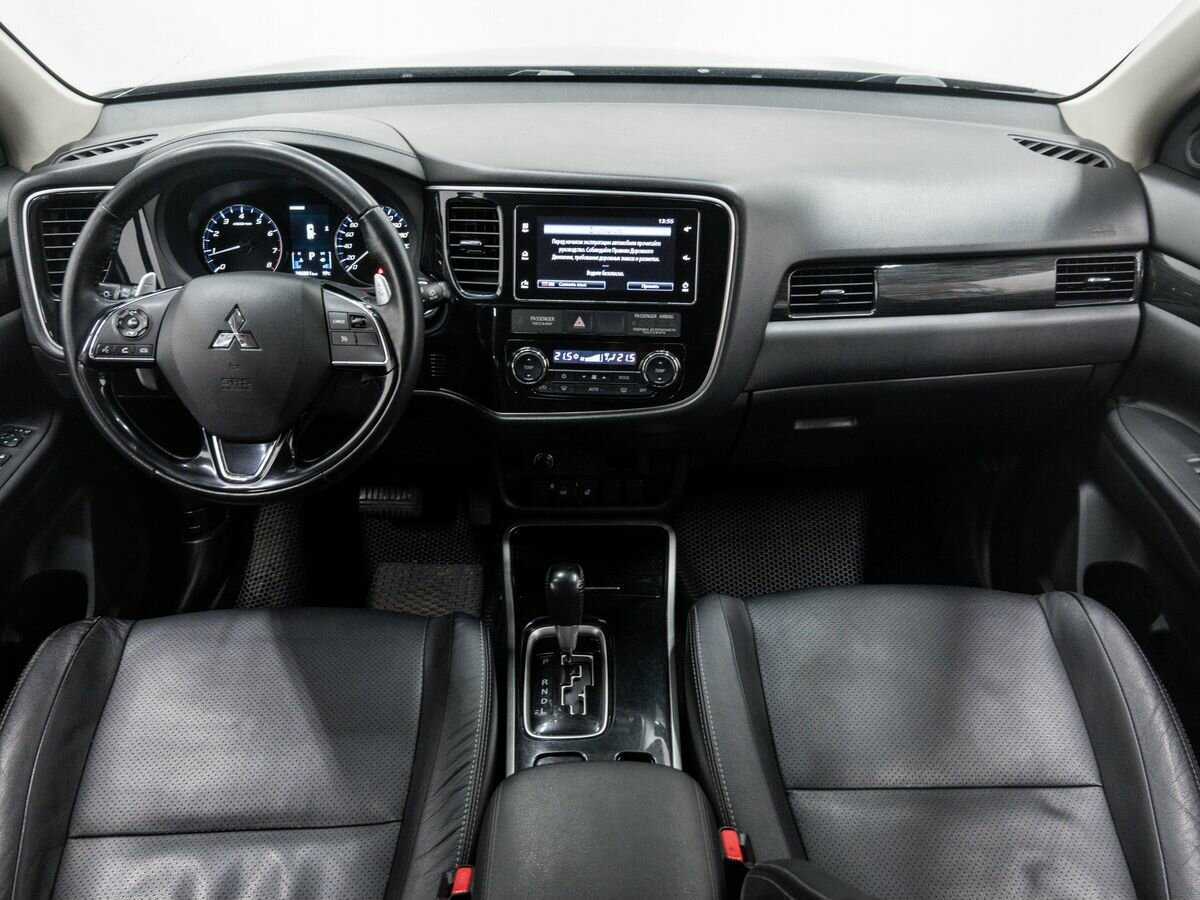 Купить Mitsubishi Outlander с пробегом. Фото: #9