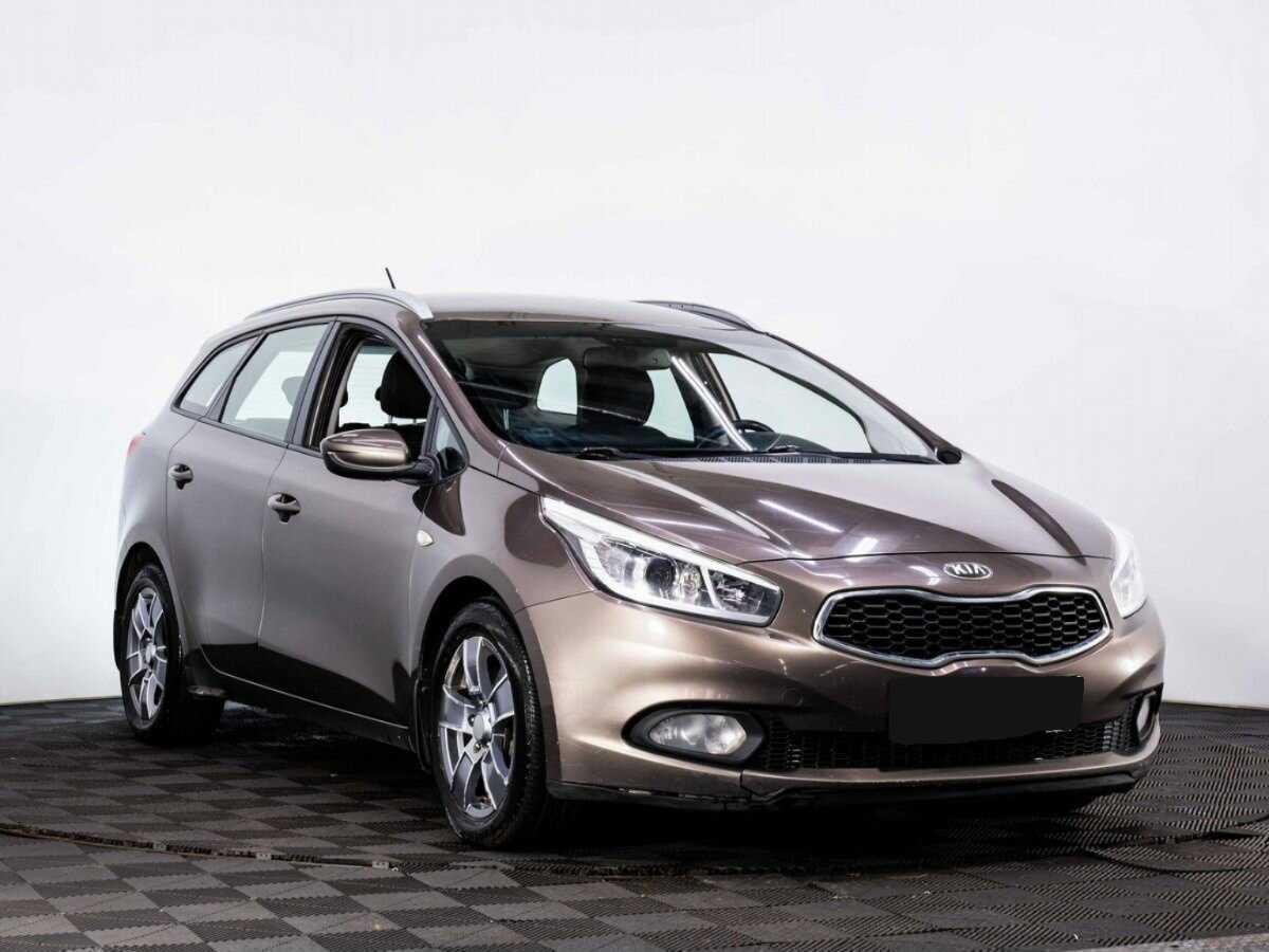 Купить Kia Ceed с пробегом. Фото: #2