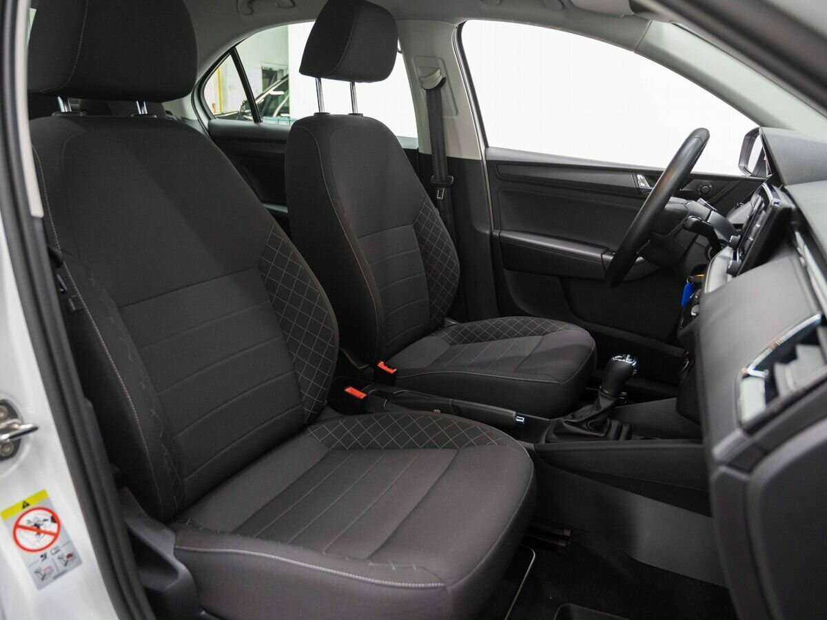 Купить Skoda Rapid с пробегом. Фото: #14